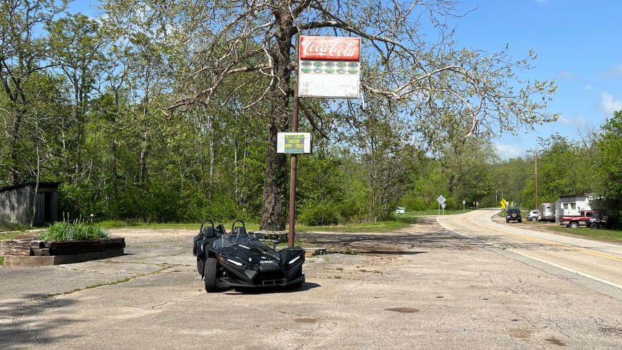 2025 Polaris Slingshot SL by old sign